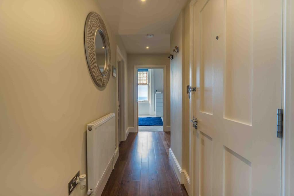 Beautiful Beach Side Apartment Torquay Exterior foto